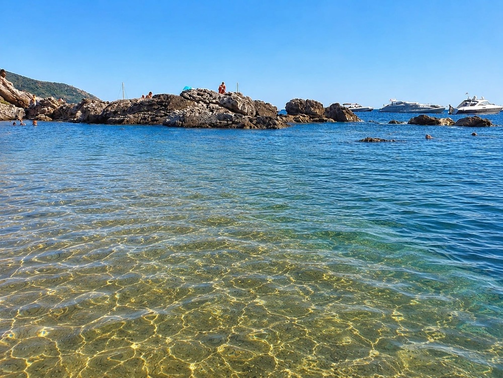 Cala Mar Morto Argentario acqua cristallina