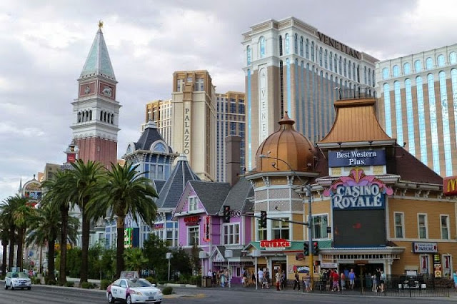 Incredibile, sfarzosa, kitch, unica…… Las Vegas! Cosa vedere in due giorni
