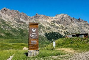 Cosa fare a Serre Chevalier in estate: giardino alpino, terme e Briançon